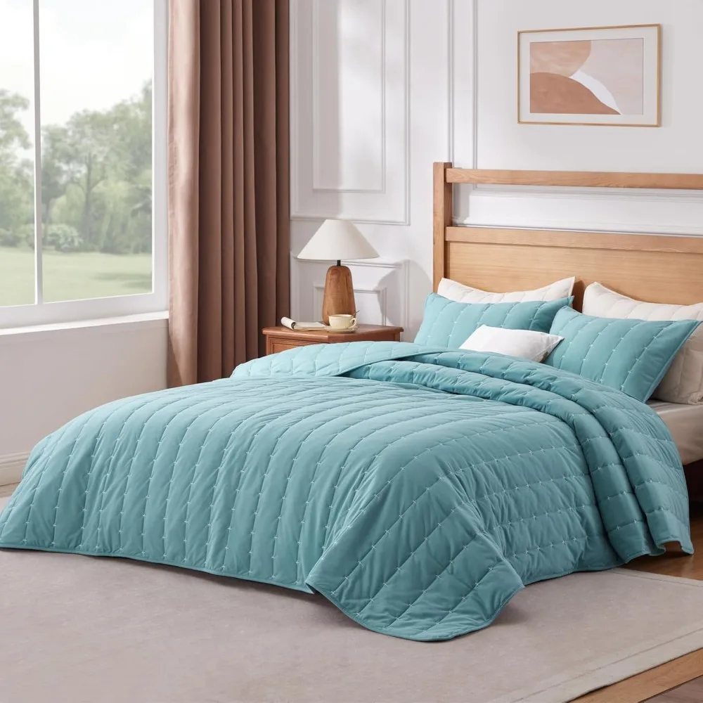 

& William Cashmere Quilt King Size, Striped Bedding Set, Lightweight Coverlet, Super Soft Cashmere Feel Velvet Bedspread for