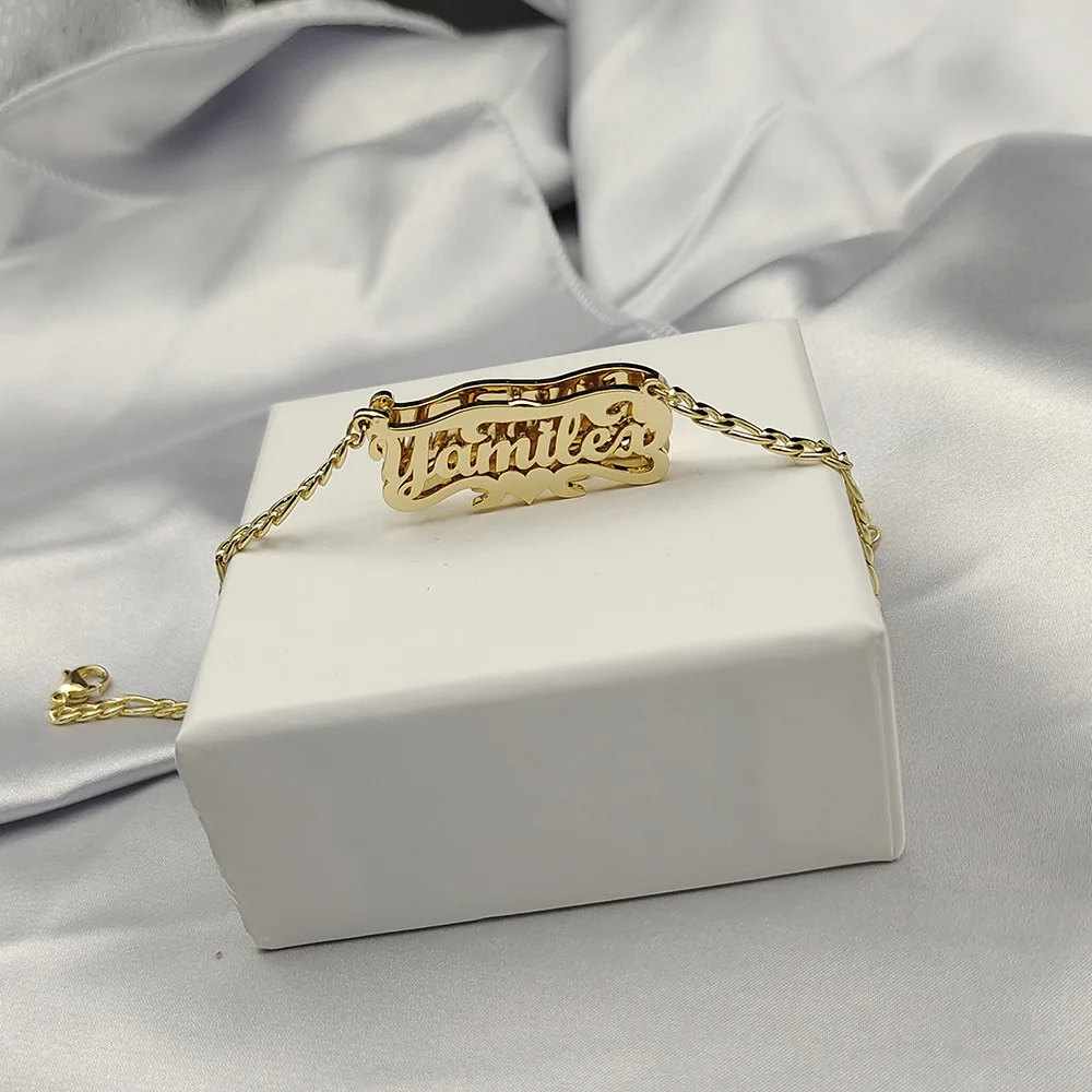 Double Nameplate 3D Coração Colar Personalizado para As Mulheres, Ouro 18k, Jóias de Aço Inoxidável, Nome Personalizado, Cadeia Figaro, Hip Hop