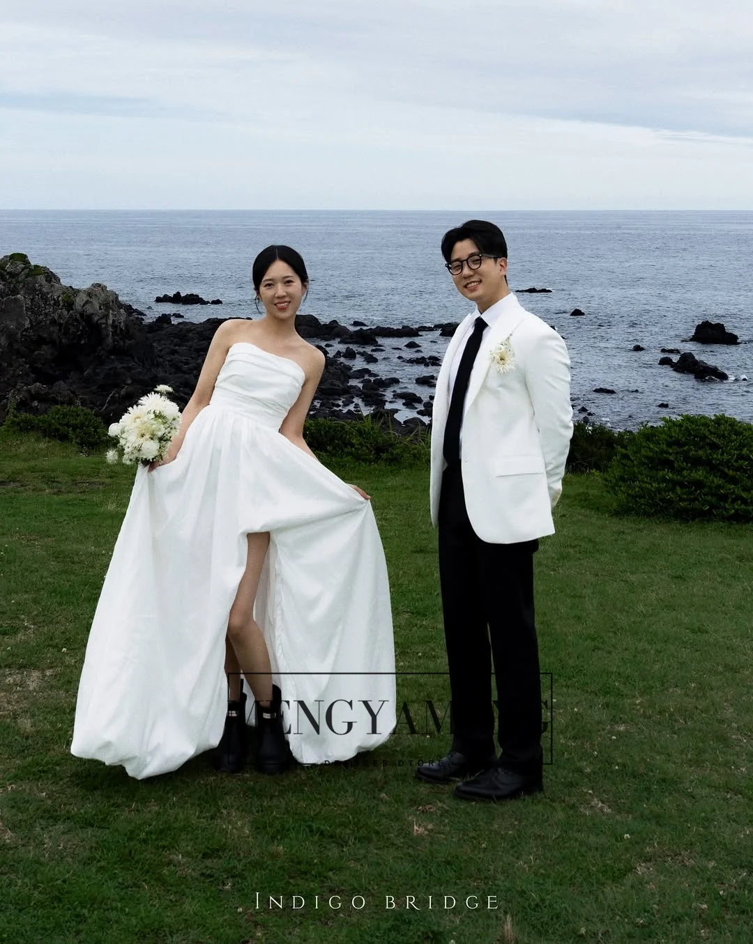 ZHUISHU 심플한 한국 웨딩드레스 야외 촬영 맞춤형 A라인 스트랩리스 우아한 신부 드레스 셀프 웨딩드레스