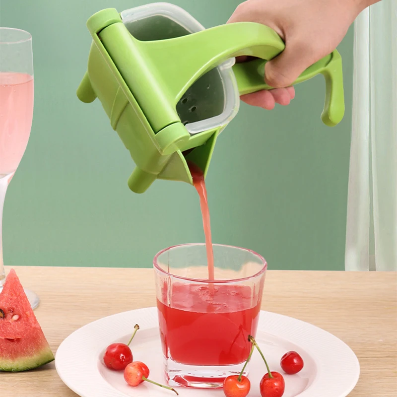 Convenient Small Manual Juicer Multiple Functions Squeezing Fruit Pulp Separating Juice Pressing Machine Home Kitchen Bar Tool