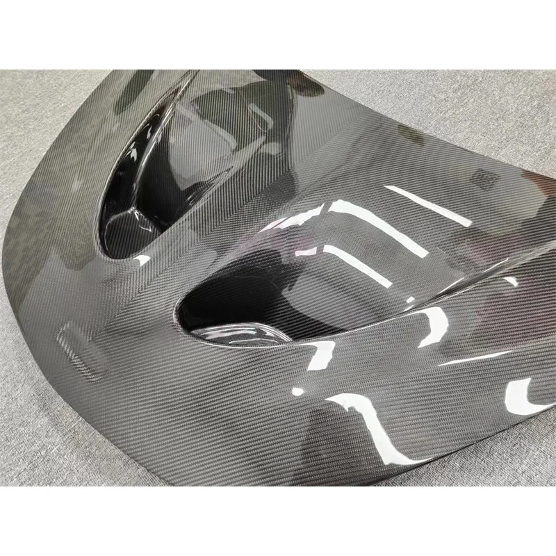 

Комплект обвеса P1 Style из сухого карбона для 540C 570S 570GT: капот, передний и задний бамперы, боковые пороги