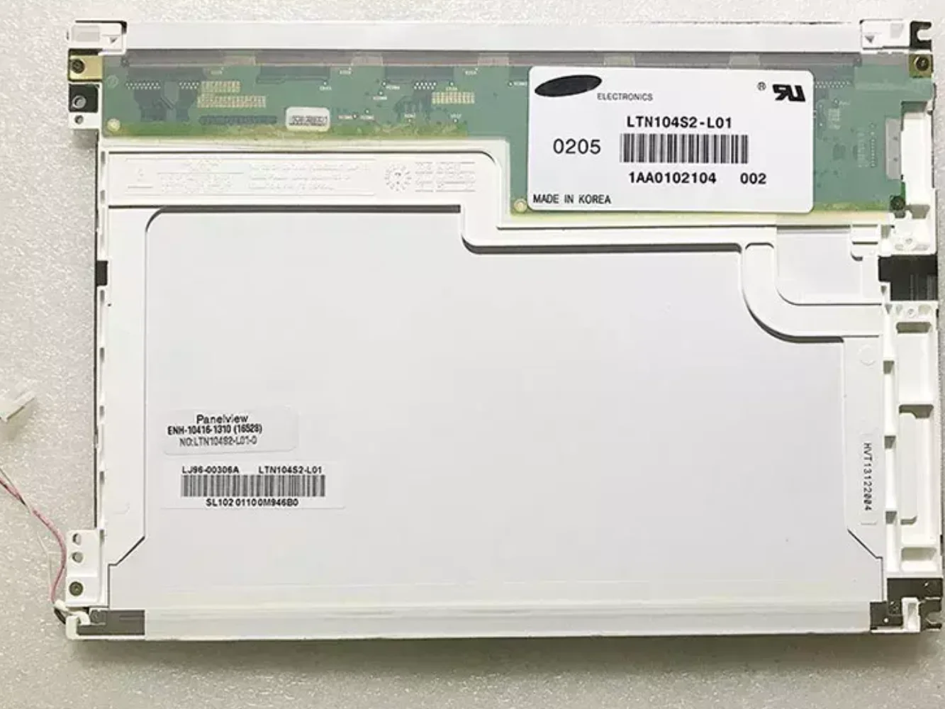 

LTN104S2-L01 LCD Screen Display 800X600