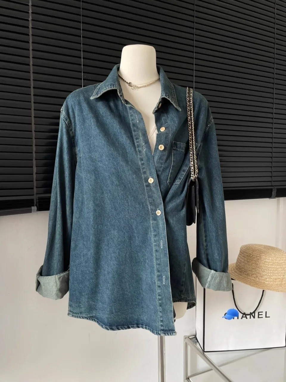 

Ретро корейский утягивающий джинсовый джинсовый джинсовый джинс irt Jaet, женский осенний повседневный прямой облегающий топ, модная верхняя одежда Quali