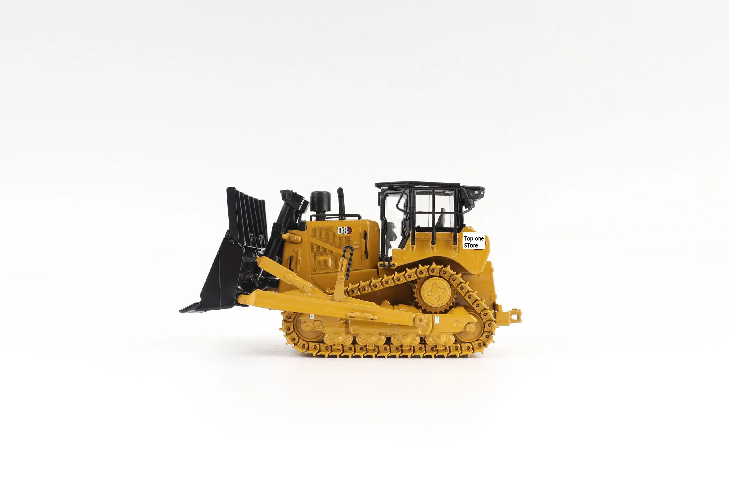 

D8 TRACTOR DOZER 1/50 SCALE METAL MODEL BY DIECAST MASTERS DM85758