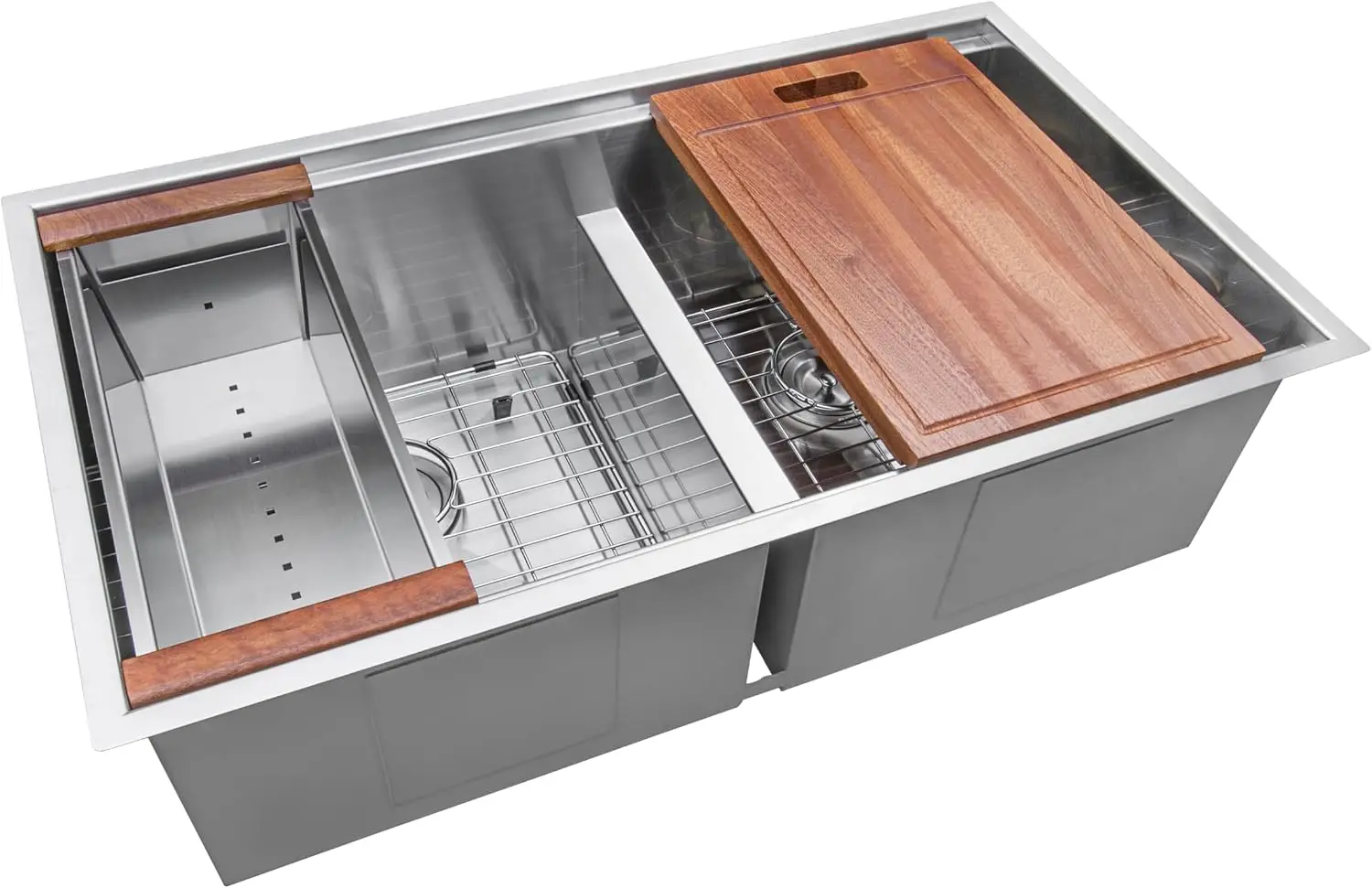 33-in 16-Gauge 50/50 Undermount Workstation Kitchen Sink - RVH8350