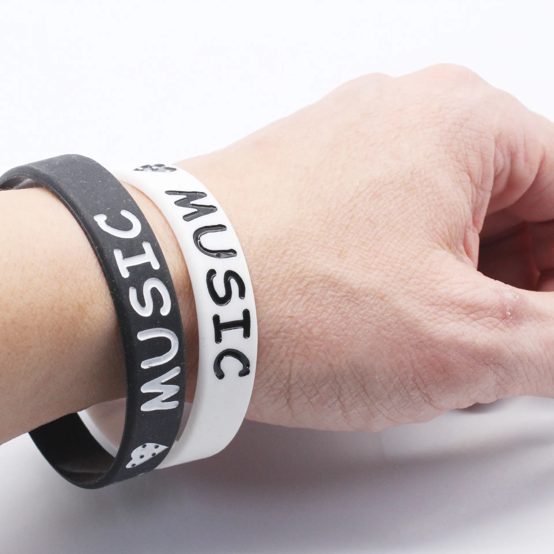 1 قطعة حبر جديد شغل أنا أحب الموسيقى سوار معصم من السيليكون لمحبي موسيقى الروك المطاط أساور النساء الرجال المجوهرات هدية