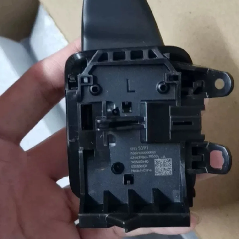 Multi-function Volume Switch Paddle with Gear Up Down High Low Configuration for Buick Regal Envision Verano Enclave