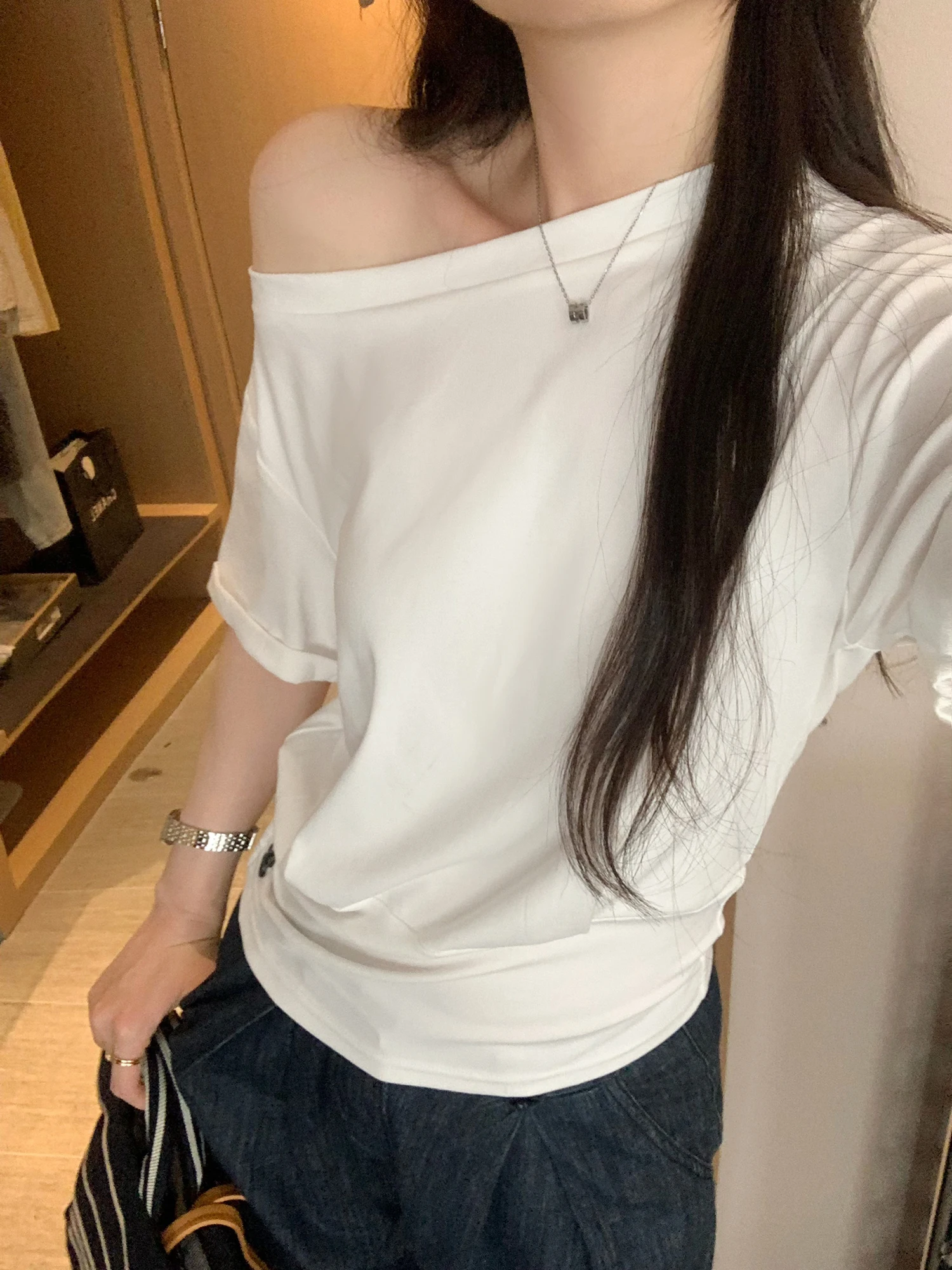 One Shoulder Exposed Slanted Shoulder Slim Fit Short Sleeved T Shirt for Women Summer Collection Waist Buckle Top