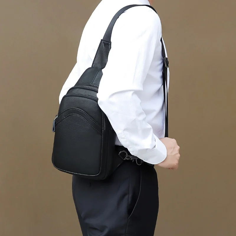 sac-bandouliere-en-cuir-grande-capacite-tendance-pour-homme-ideal-pour-les-trajets-quotidiens-et-les-voyages-–-nouveau-sac-de-poitrine-en-daim-jiamida-modele-masculin