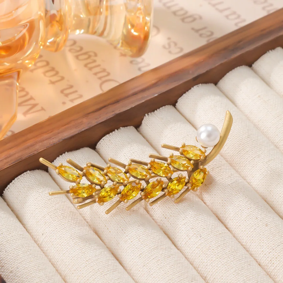 

Medieval Vintage Korean Version Classic Wheat Ear Brooch Fashion Niche Temperament Pearl Corsage