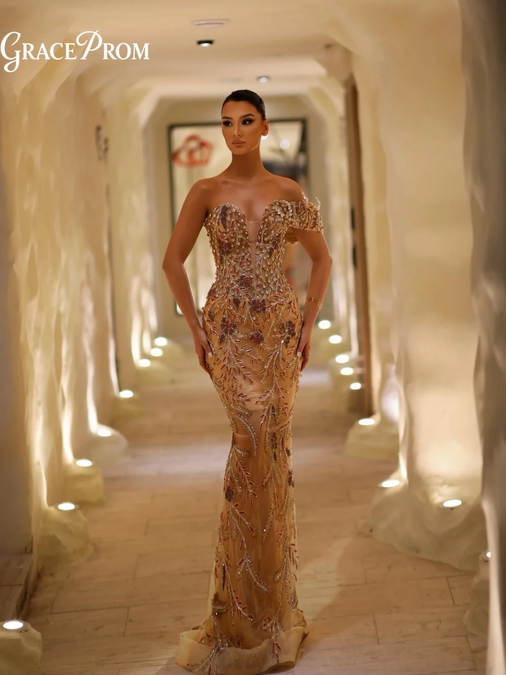 

Exquisite Nude Gold Evening Gown 2026 Delicate Sheer Mesh Mermaid Formal Dress For Prom With Sewn Crystal Beading فساتين سهرة