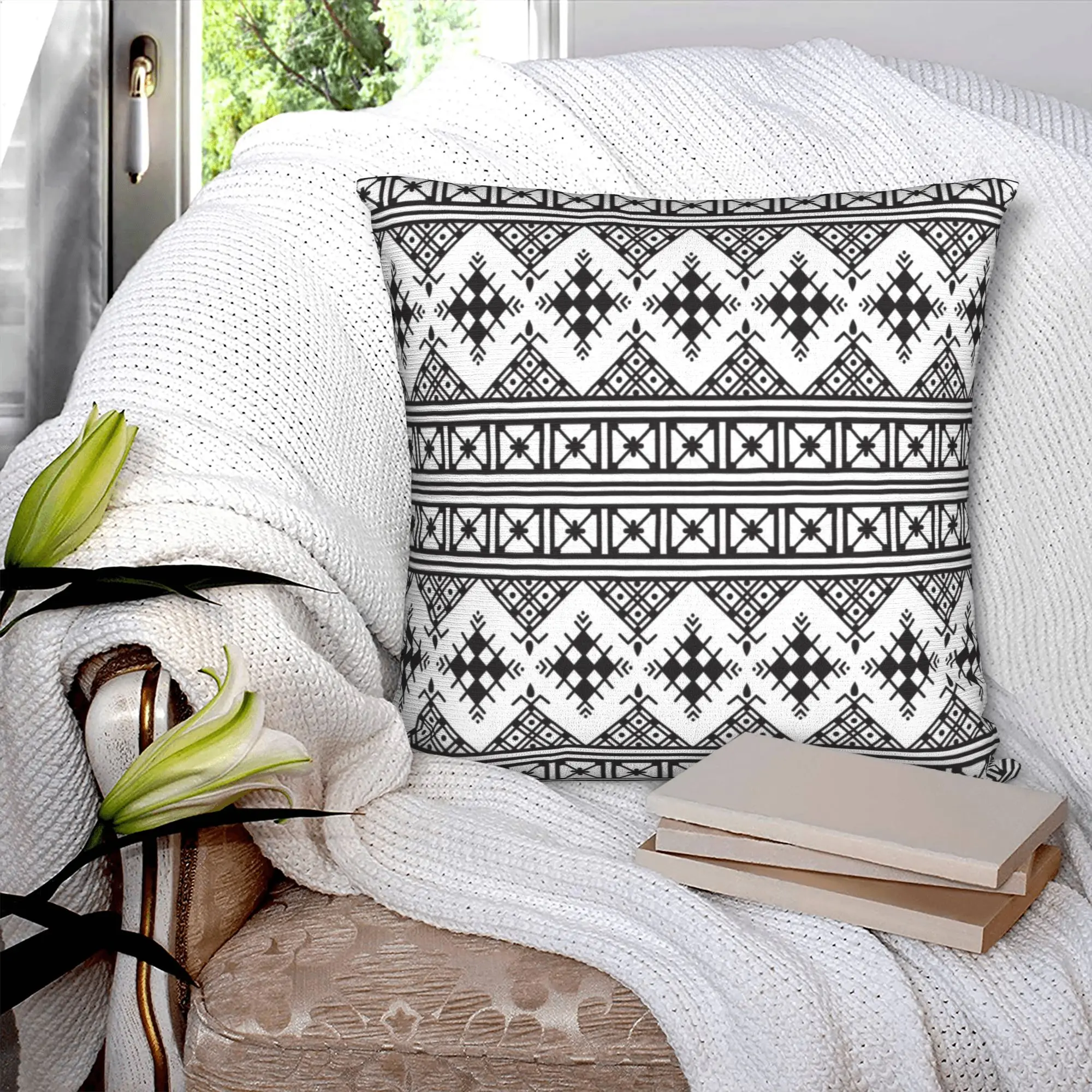Kabyle Carpet Amazigh Ornament Cushion Covers Africa Ethnic Geometric Velvet Luxury Pillow Case Decoration Salon
