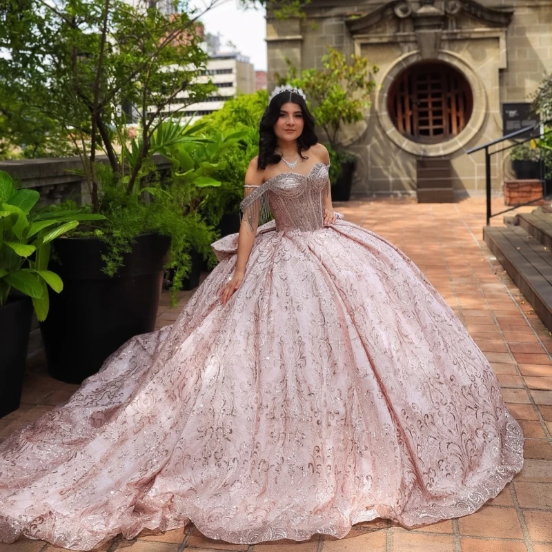 Pink Glitter Quinceanera Dresses Off Shoulder Ball Gown Sweet 16 Dress Sequin Applique Lace Beading Bow Tull Corset Party Birthd