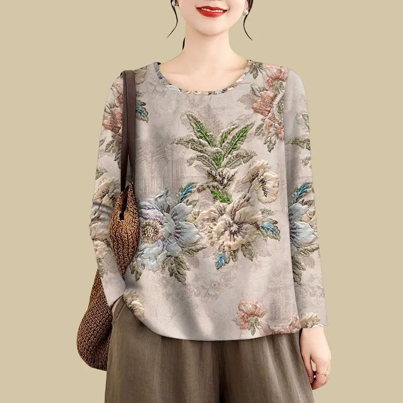 

High-end Fashionable Women's Clothing New Autumn Age-reducing Long-sleeved Belly-covering T-shirt Top Trendy
