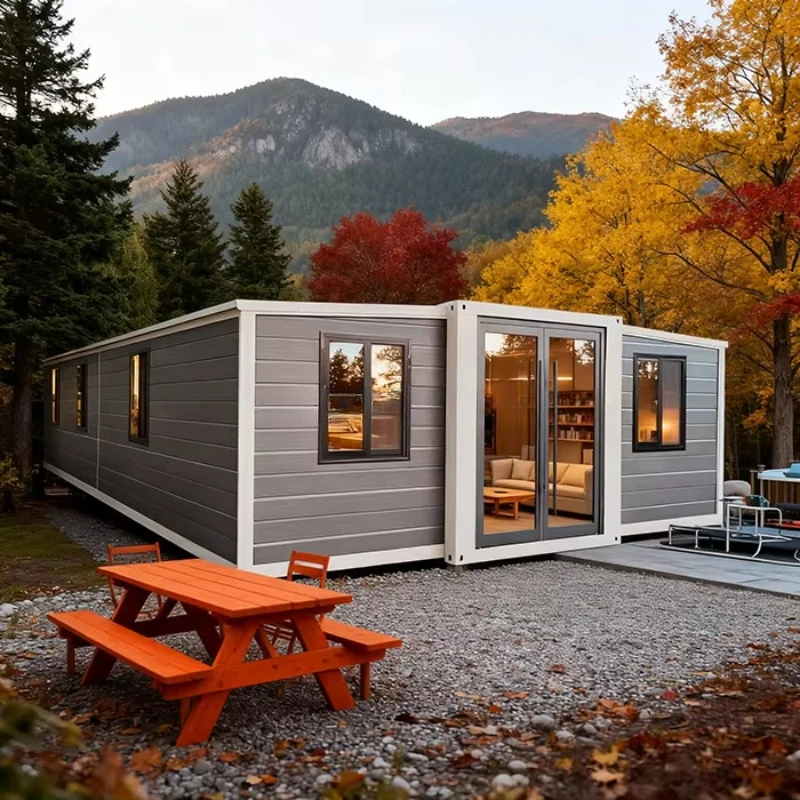 Luxury Twin-Wing Holiday Villas  Modern Resort-style Container Houses Steel-framed Sandwich Panels Prefabricated Extension Homes