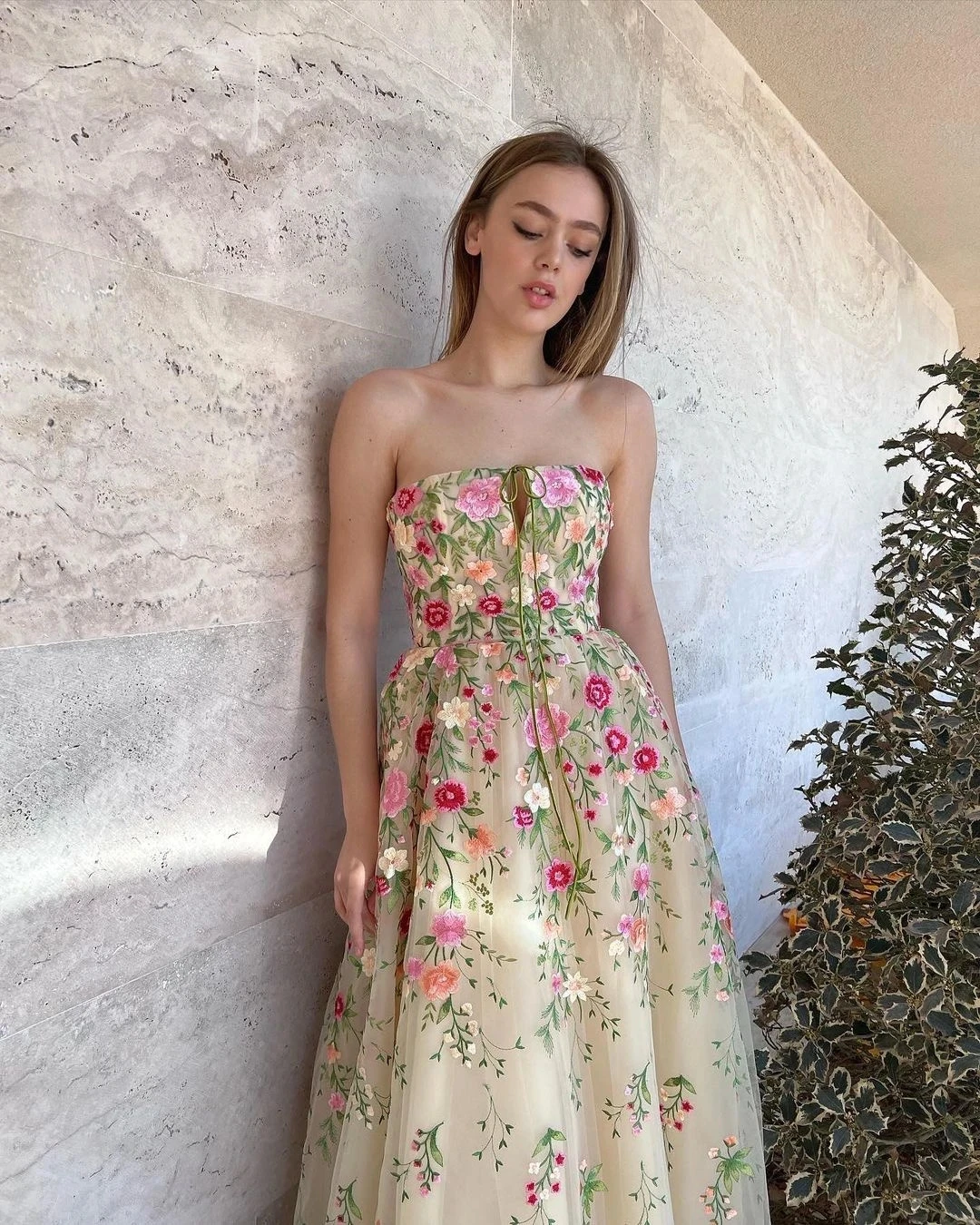 FDHAOLU Elegant Floral Tulle Prom Dresses Long Sleeves Lace Appliques Flowers A-Line Evening Gown Formal Party Dress LO2034