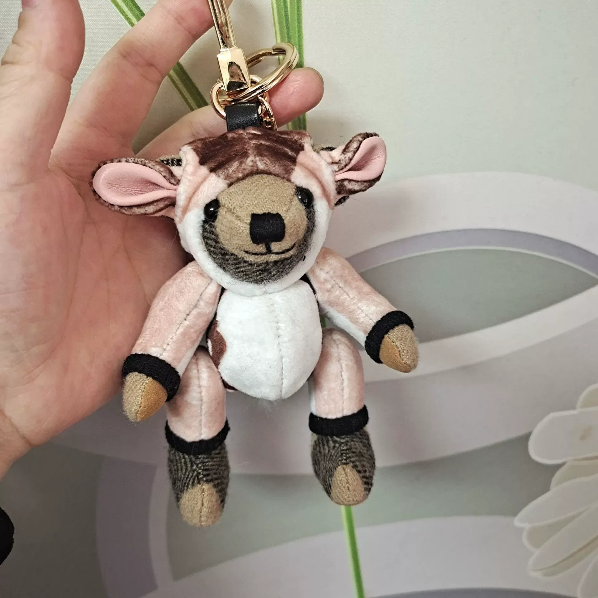 الدب قلادة الكشمير منقوشة دمية دب الزرافة سيارة قلادة سيارة قلادة المفاتيح الرجال والنساء حقيبة معلقة