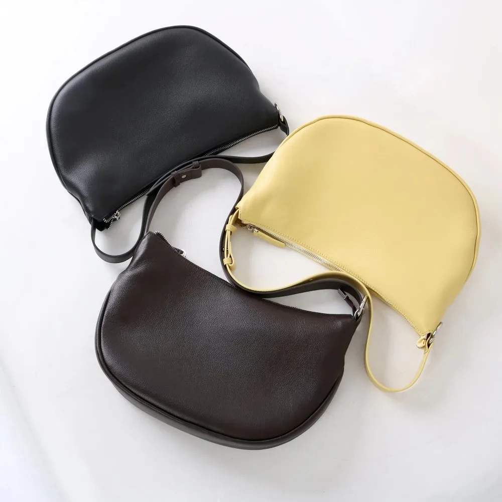 

2025 New Niche Casual Versatile First Layer Grained Calfskin Underarm Half Moon Bag Soft Cowhide Crossbody Large Capacity