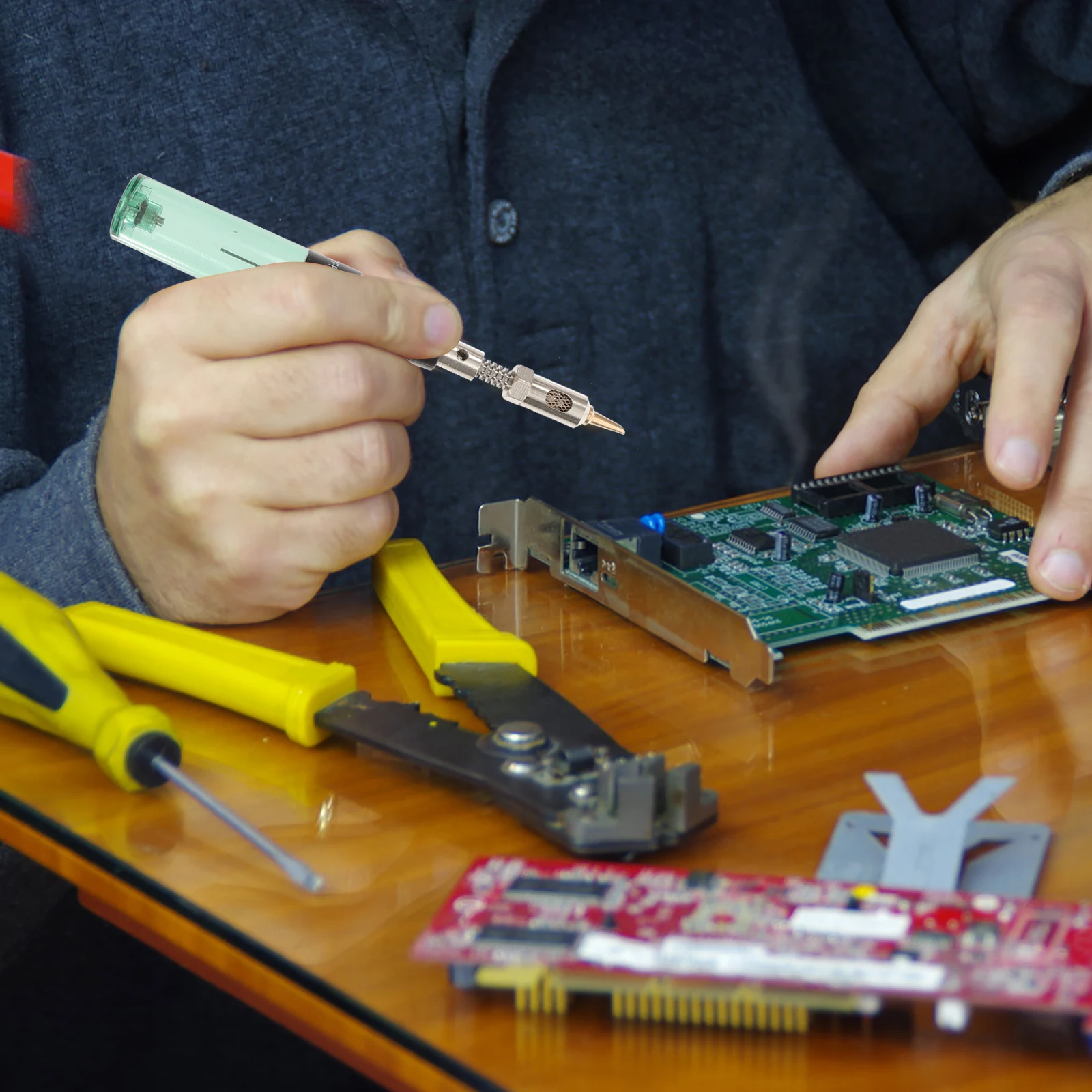 

Pen-shaped Butane Soldering Iron Tips Gas Welding Tools Accessories Replacement Parts for Soldering Station Durable Easy Carry