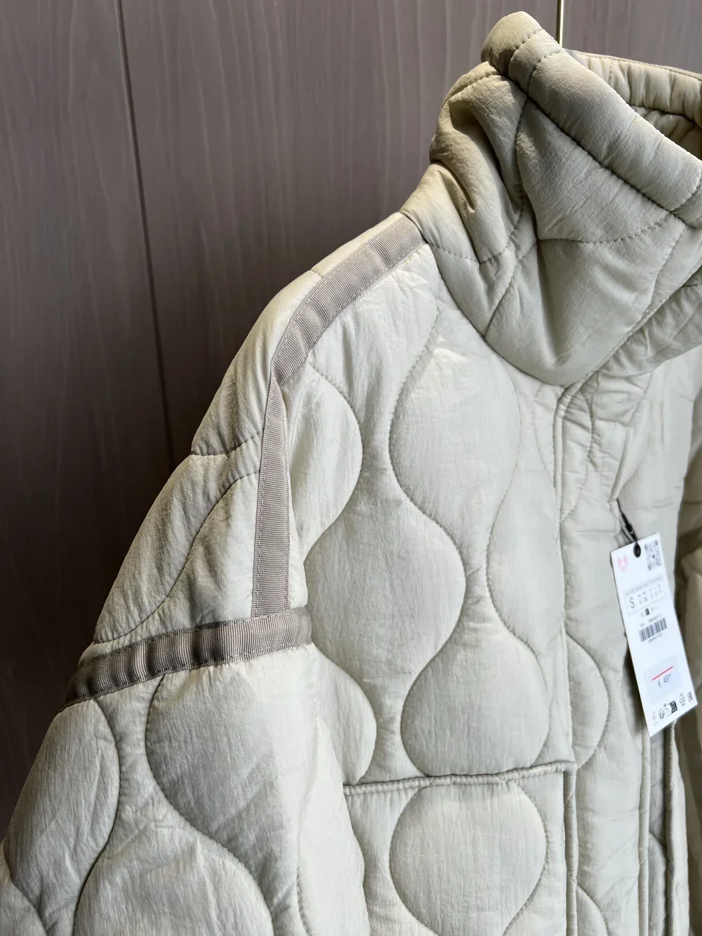 Quilted coat for women  new beige drawstring high neck pocket clip cotton jacket for women