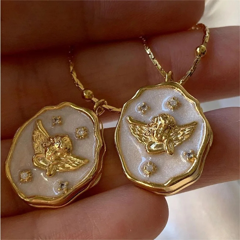 Angel Open-Close Photo Album Box Necklace Pet Photo Frame Necklace For Women, Artistic And Vintage Collar Chain