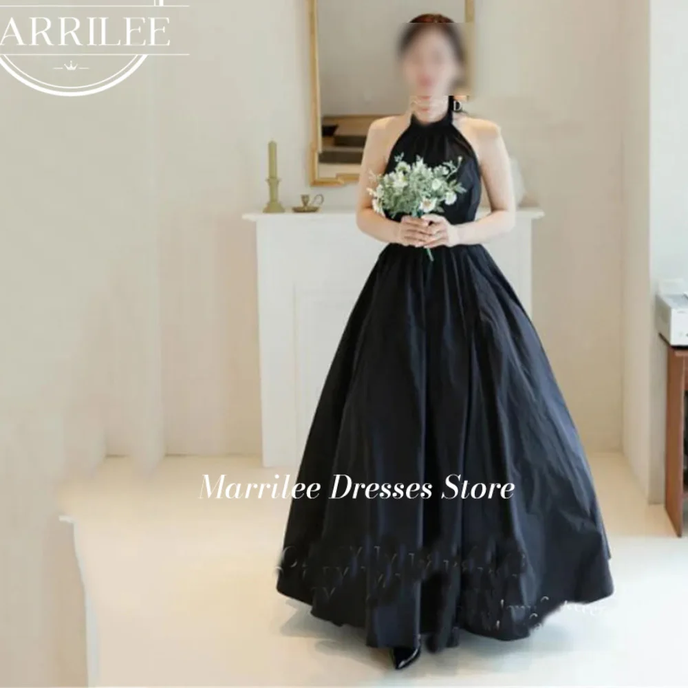 

Marrilee Satin Wedding Dress Black Ribbon Sleeveless Halter Neck Bridal Dressing Gown Long Floor-length Bride Dresses Custom