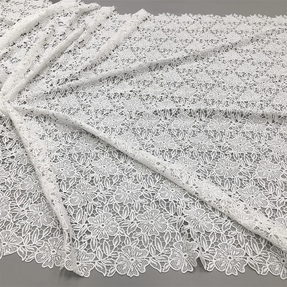 Nigerianischer Luxusstoff 2026 Hochwertige Spitze Wasserlösliche Bestickte Modische Weiche Weiße Spitze 5 Yards – Detail 7