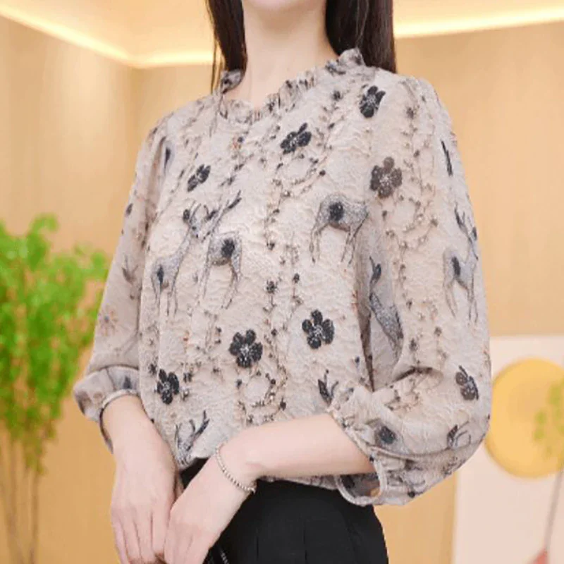 بلوفر نسائي أنيق بطباعة جديدة قميص صيفي خفيف الوزن وجيد التهوية 3/4 كم