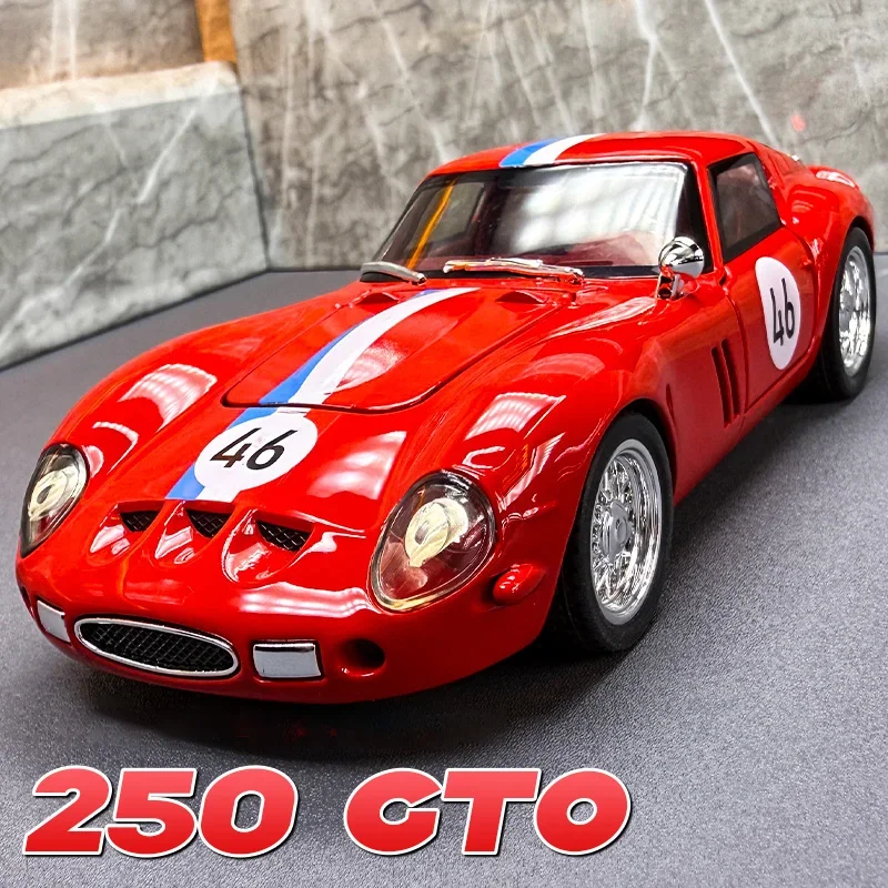 1:32 250 GTO Supercar سبيكة سيارة نموذج ضوء الصوت التراجع لعبة أطفال المقتنيات هدية عيد ميلاد