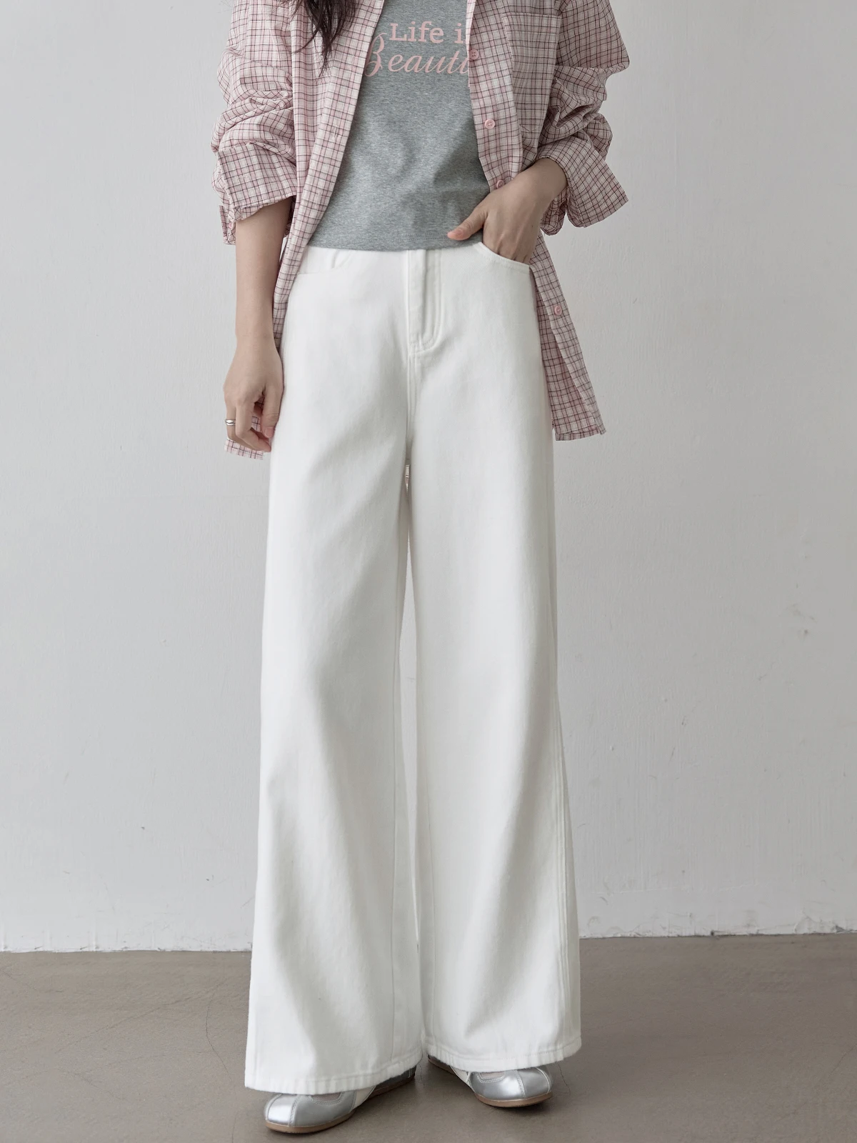 

Женские джинсы с высокой талией и широкими штанинами HUIXI, белые, повседневные брюки с завязками, весна 2026, простой крой, эффект похудения