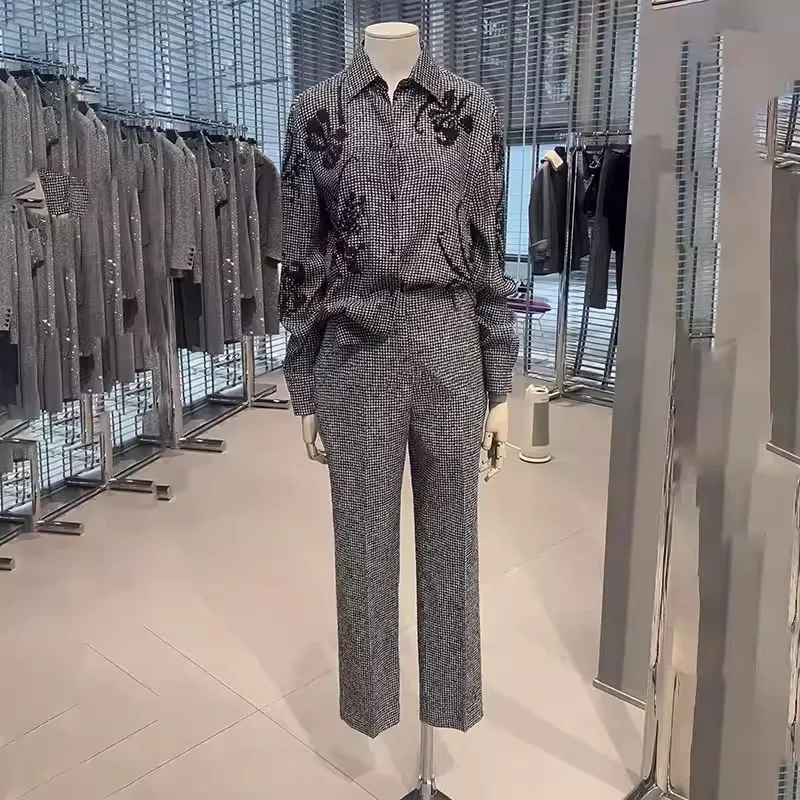 

2026 New Spring Ladies Classic Bird Lattice Grey Shirt Fashion Long Sleeve Black Embroidered Rhinestone Trend Top