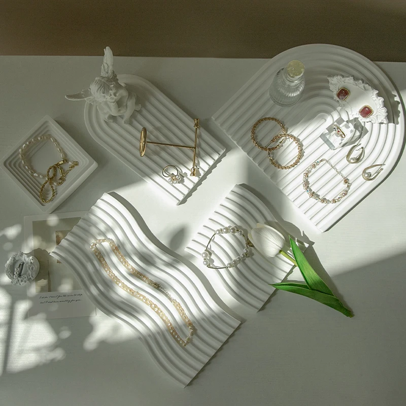 Nordic Ins Style Wave Pattern Gypsum Tray, Minimalist Display for Earrings Rings, Photography Prop & Background Decor