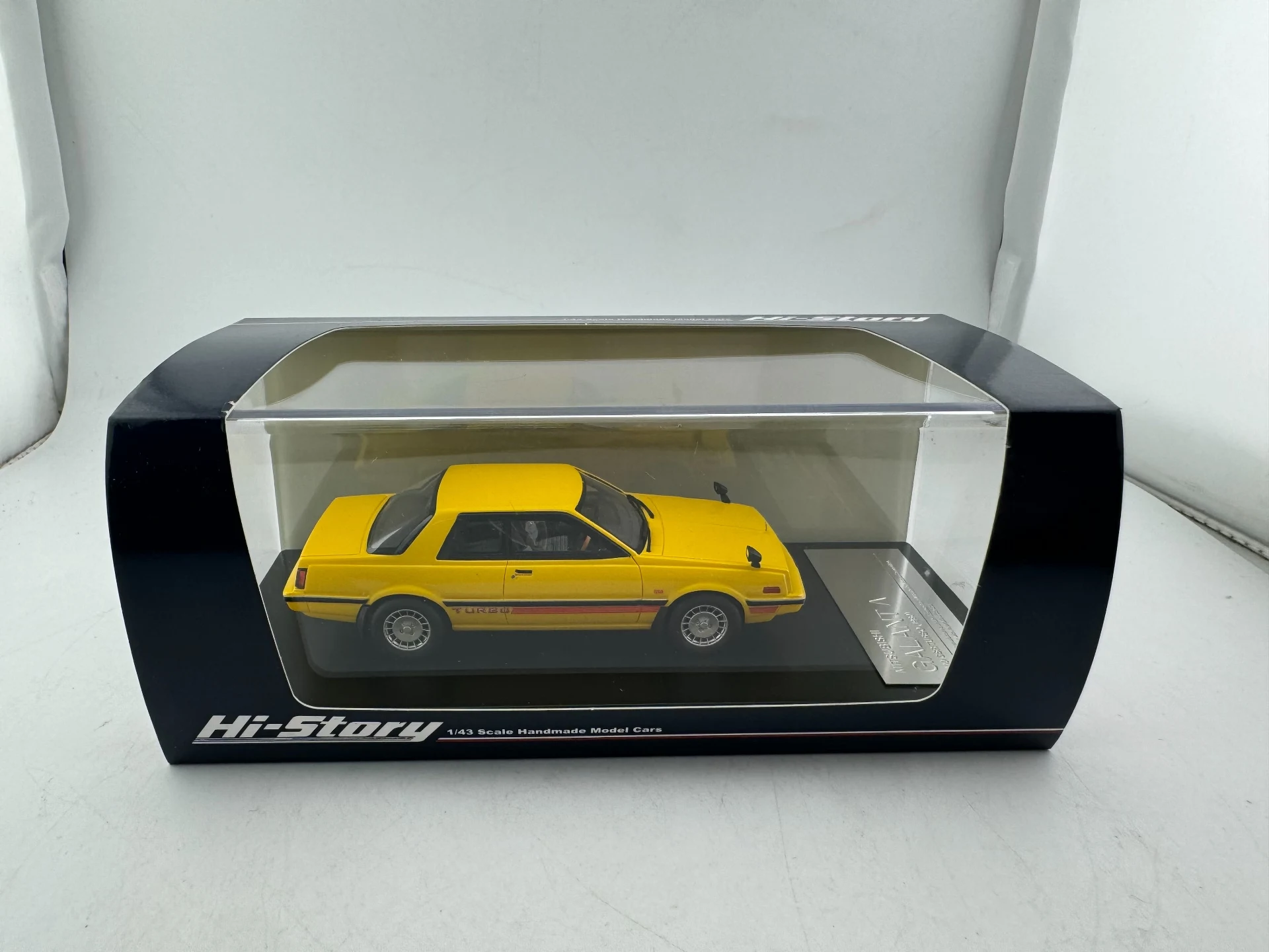 

Paint Surface Defects Hi Story 1/43 Scale Mitsubishi Galant Resin Car Model