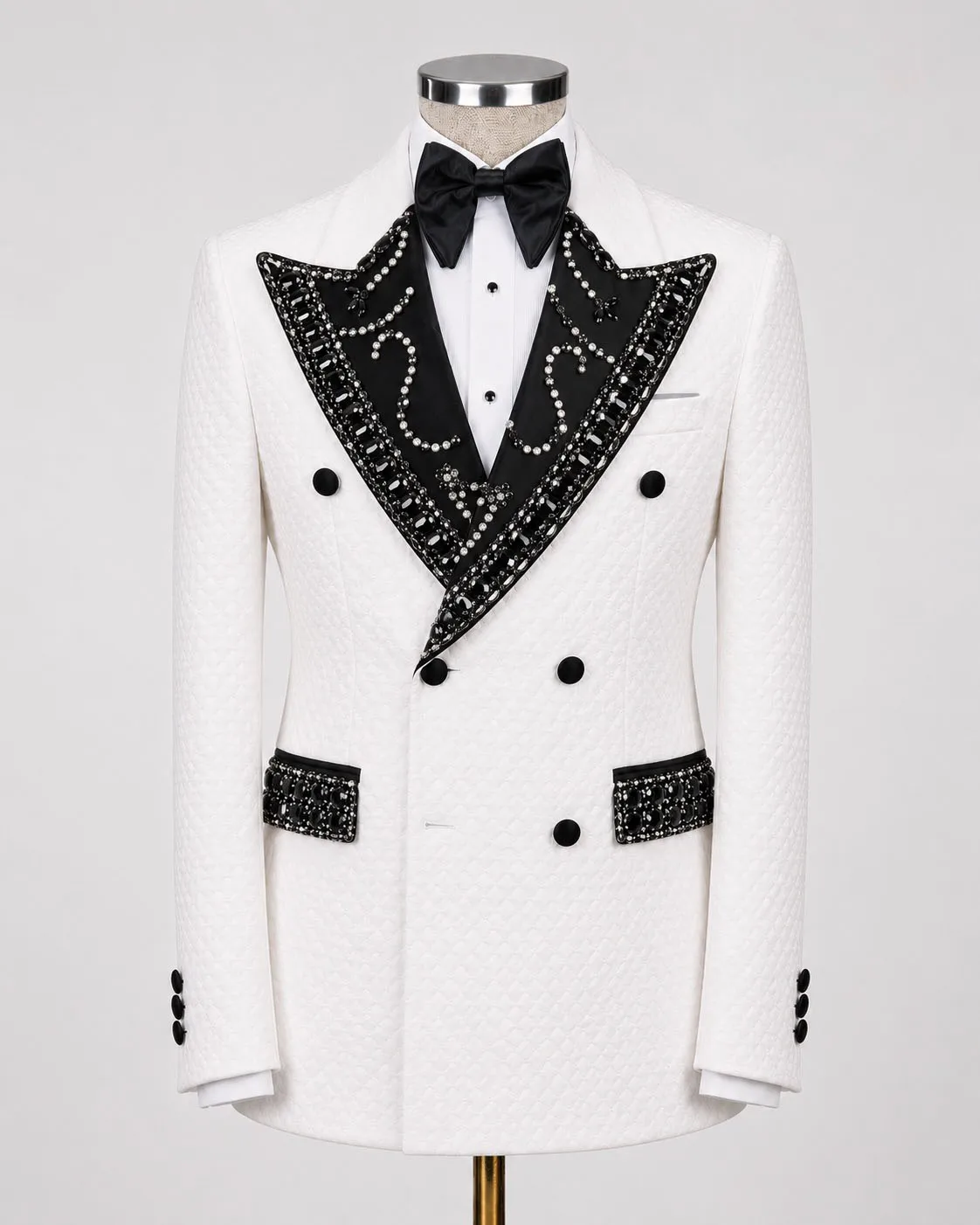 Luxury White Textured Double Breasted Peak Lapel Men's Tuxedo Jacket Black White Rhinestone Patterns Stage Customized M264565