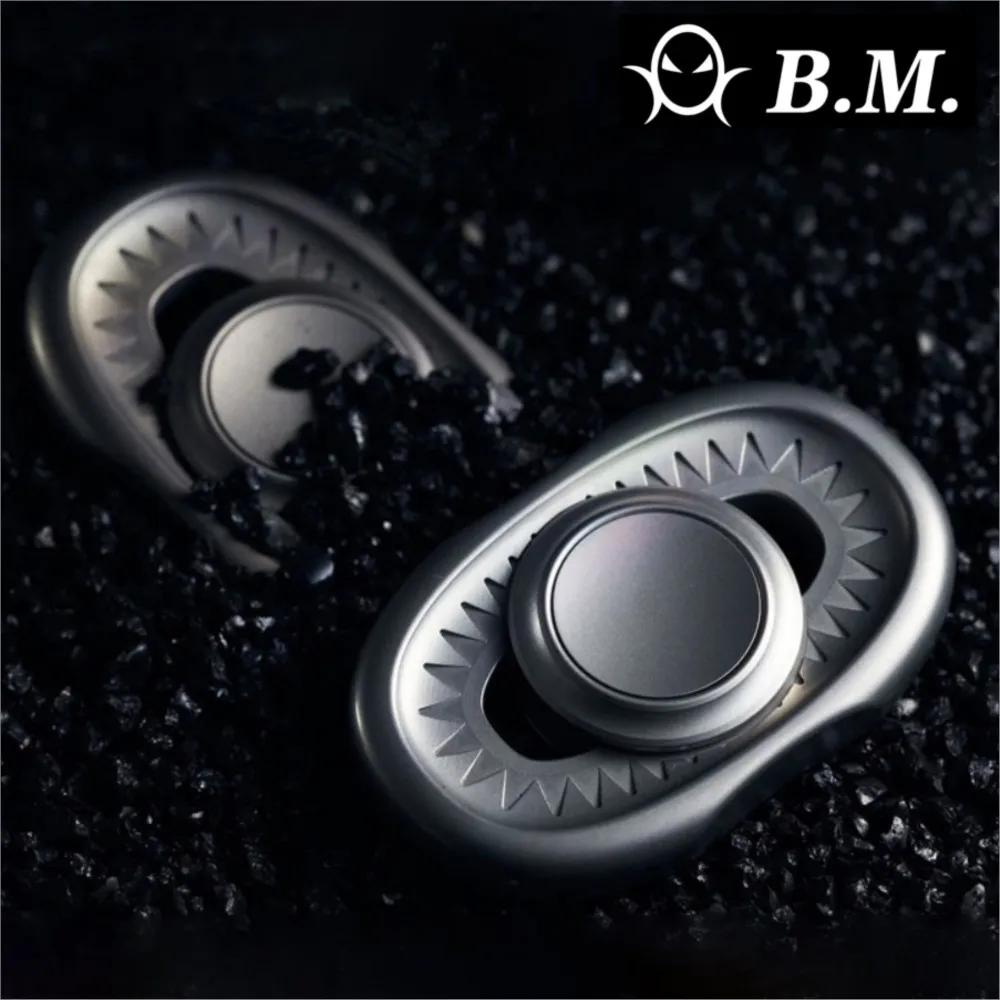 Black Mirror Design EDC Sandworm Fidget Spinner Metall Fidget Toy Erwachsene Zweiklingen Fidget Spinner Stressabbau Spielzeug Gyro