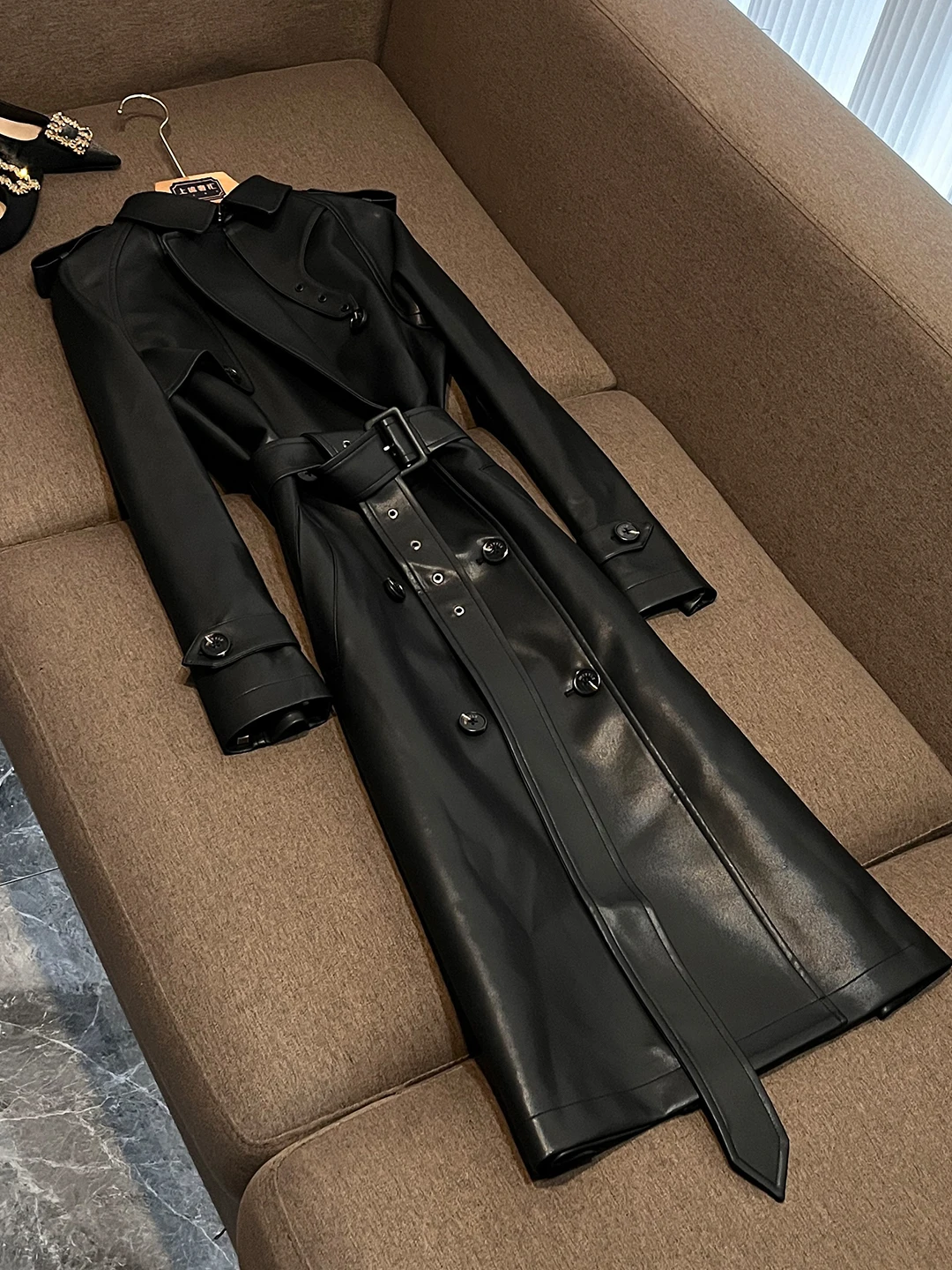 Faionable doble botonadura con cinturón Slim Fit Midi cuero Jaet nuevo invierno 2025 Cleanfit Sle abrigo largo Sve X635