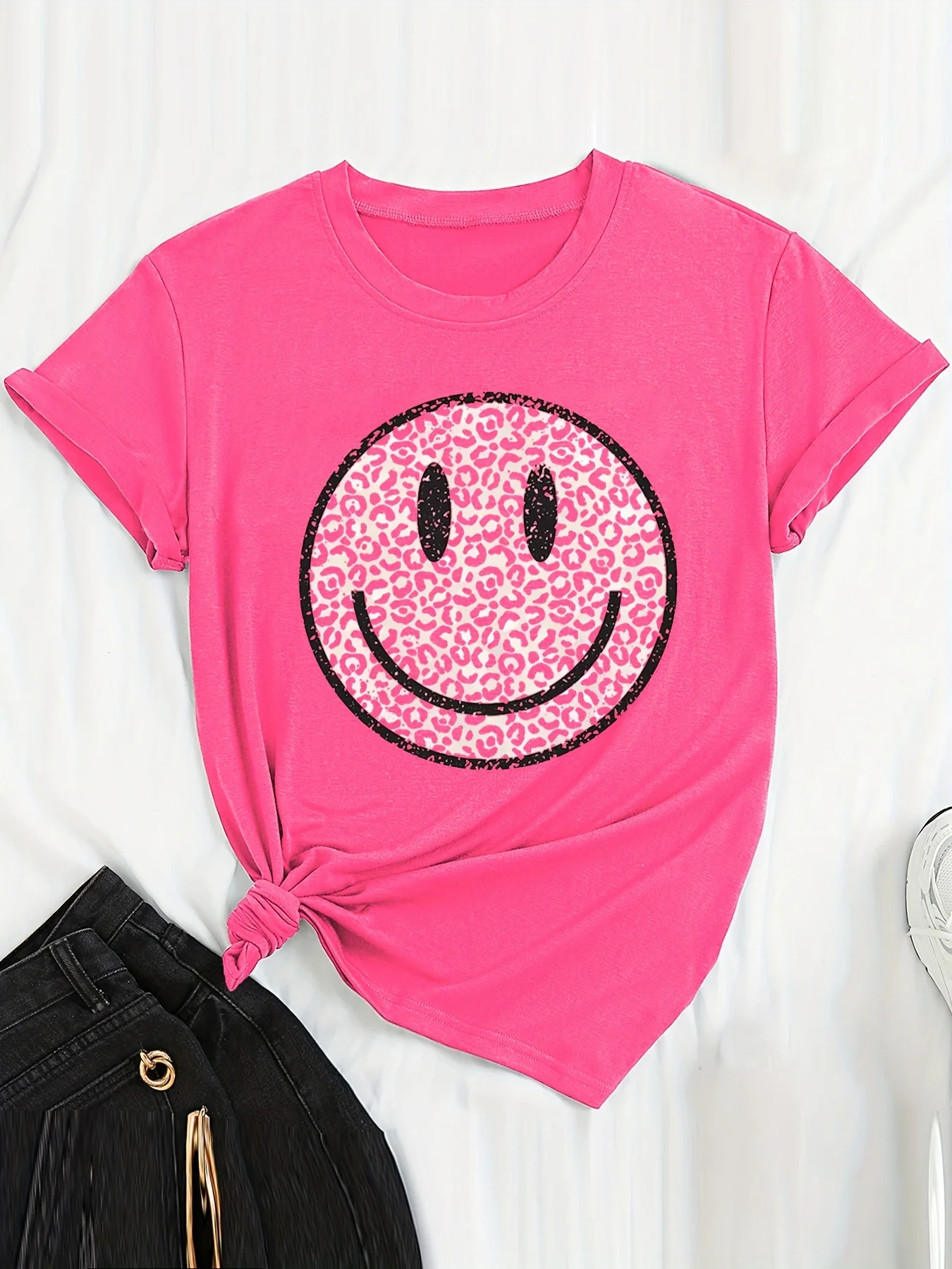 Cute Smile Print T Shirt Casual Short Sleeve Round Neck Top Odzież damska Summer Ladies Street Vintage Tee Plus Size Girl Top