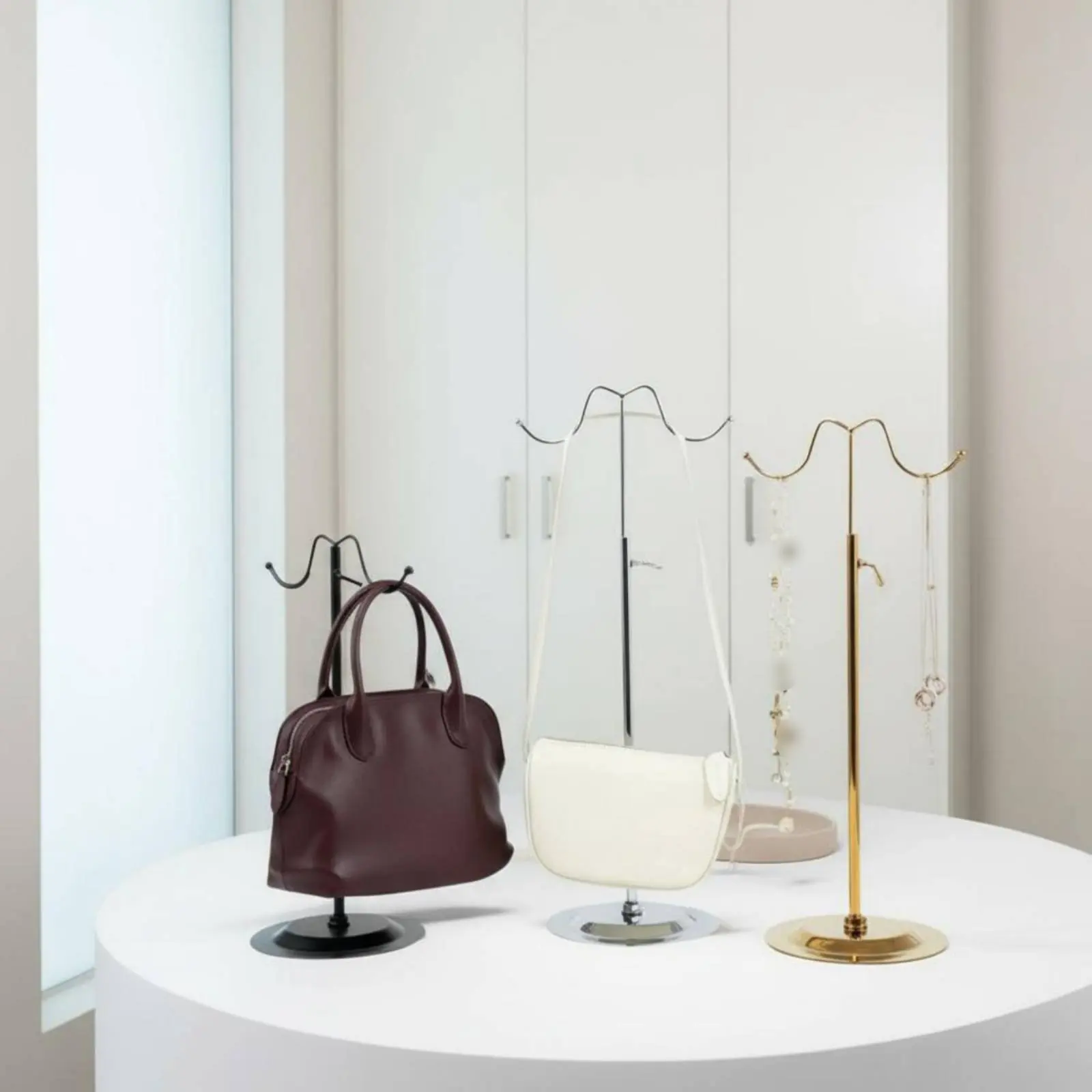 

Handbag Display Stand Strong Load-Bearing Capacity Metal Bag Hanger Stand Countertop Handbag Holder Easy Assembly