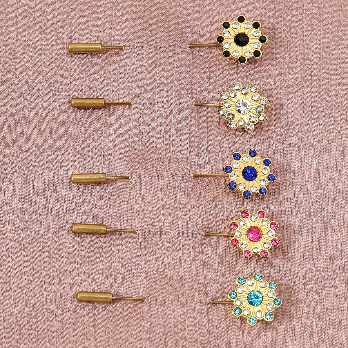 New Snowflake Three Layer Flower Pin For Women Metal Anti-glare Lapel Pin Fixed Clothes Pins Sweater Coat Clothing Accessories ﻿