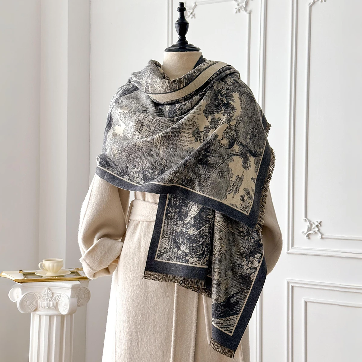 Eleganter Damen-Kaschmirschal im Retro-Stil mit doppelseitigem Landschaftsdruck, Winter-warmer Pashmina-Schal, Foulard-Poncho – Detail 11