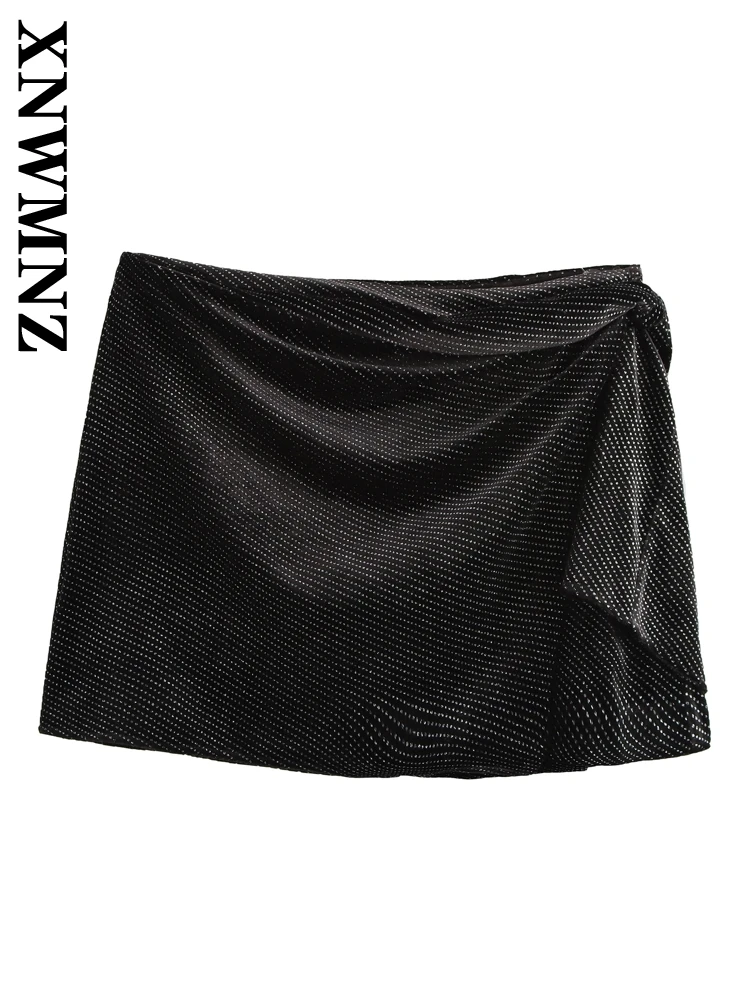 XNWMNZ 2024 Autumn New Female Streetwear Short Bottoms Skirt Pants Sophisticated Lady Shorts Ruffles Sequins High Waist Velvet