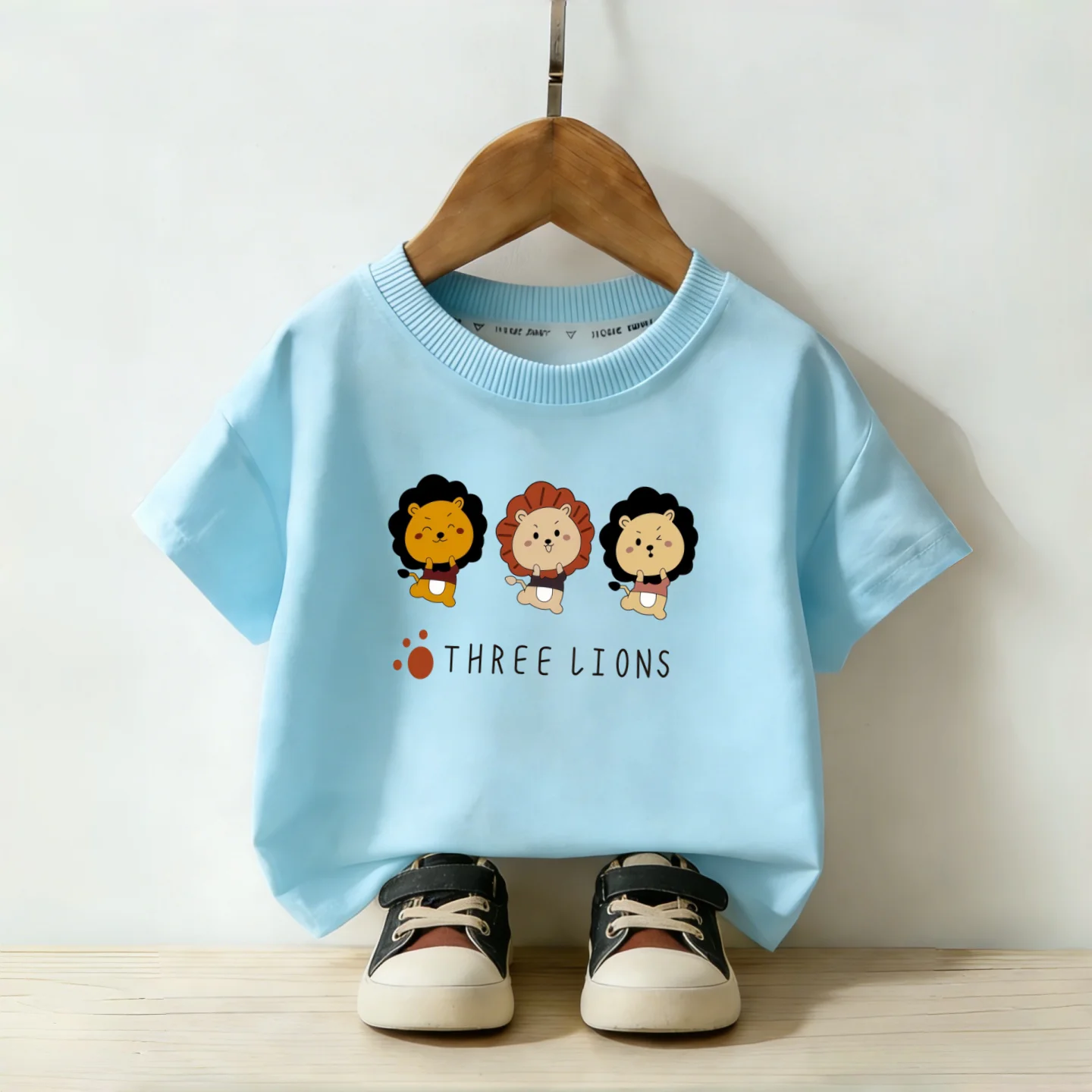 Summer Cartoon Cute Style Little Lion Short Sleeved T-shirt for Boys and Girls, Casual Round Neck Versatile Loose Cotton Top