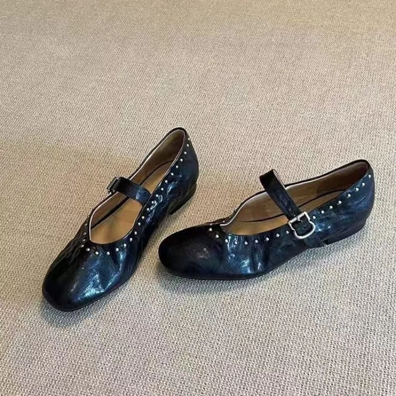 

New Retro Mary Jane Shoes for Women Flat Bottom One Word Straw Shallow Mouth Single Shoes with a Unique Design Sense