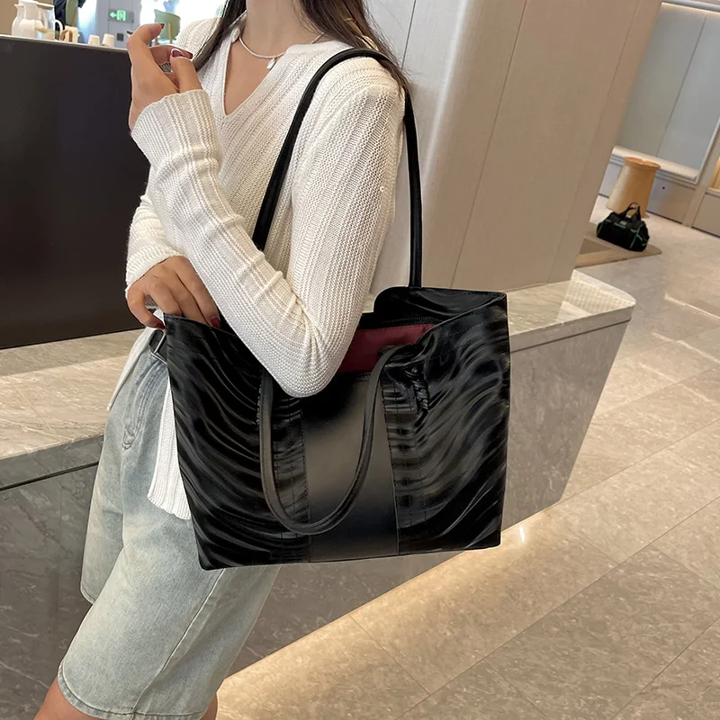 Fashion Wavy Pattern Tote Bag Women High Quality PU Large Capacity Handbag Woman Casual Shopping Female Shoulder Bag Big Purse