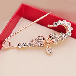 Fashion New Rhinestone Brooch Pisces Pin Women Pearl Lapel Pin Sweater Dress Buckle Pin Jewelry Brooch Pin Badge Buckle Accessor