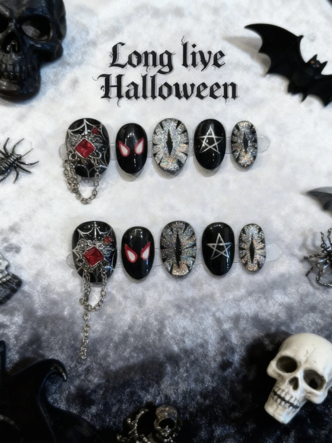 10-Piece Set of Halloween Dark Punk Wearable Nails, Cool Dark Style, Oval Nail Shape, Spider Web Chain with Red Rhinestones, Spider Eyes, Crushed Silver Cat Eyes, Five-Pointed Star, Gothic Halloween Vibe, with Detachable Metal Chain Accessories