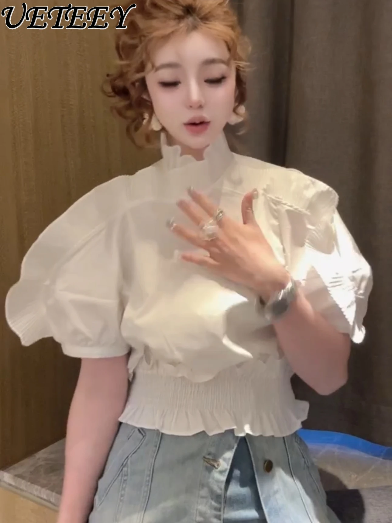 

European Station Fashion Temperament White Blouse 2025 Spring New Korean Version Slim Skinny Waist Short Sleeve Top Shirt