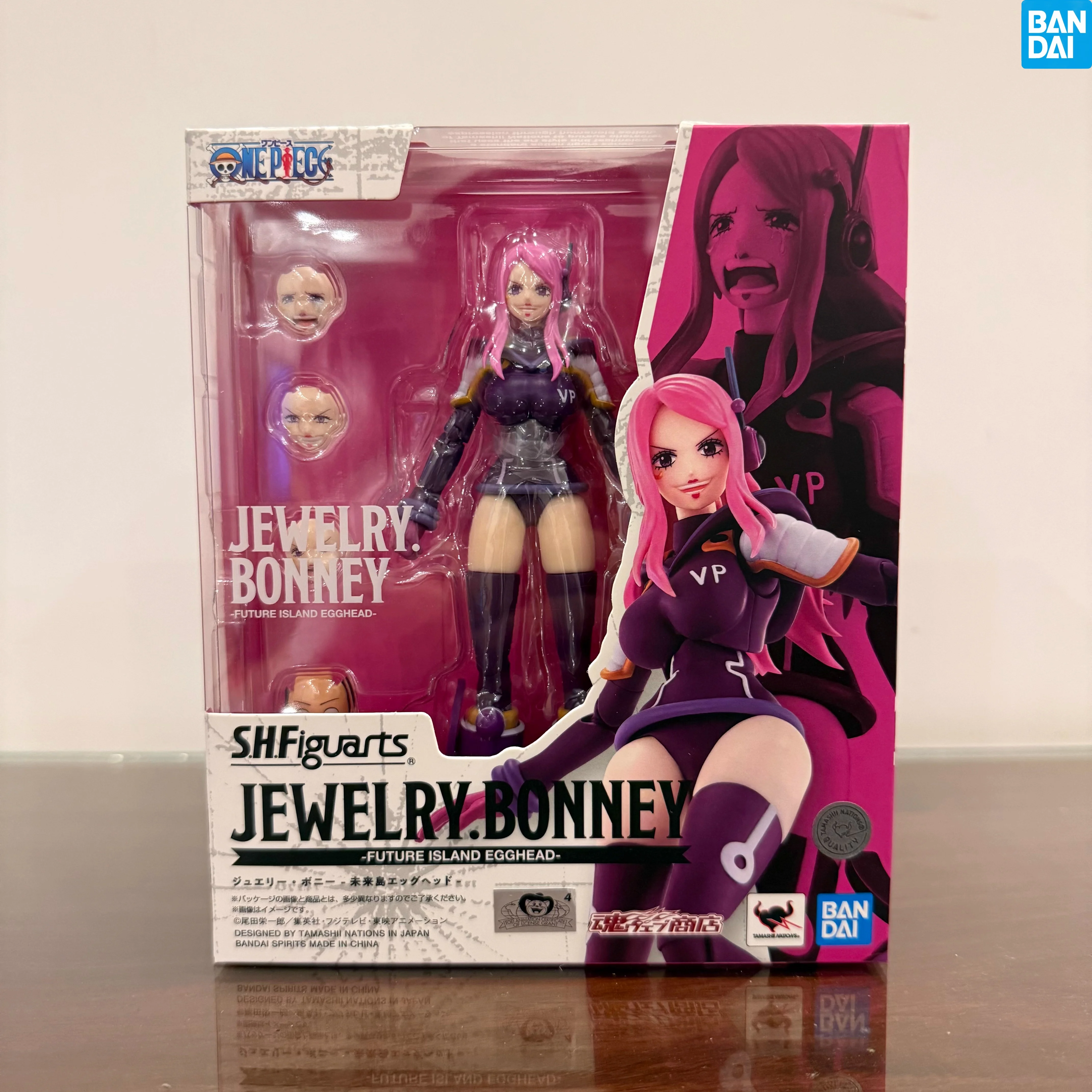 

Bandai Shf Цельные украшения.Bonney Tonytony.Chopper Lufft Аниме Фигурка Фигурка Украшение рабочего стола Рождественские подарки