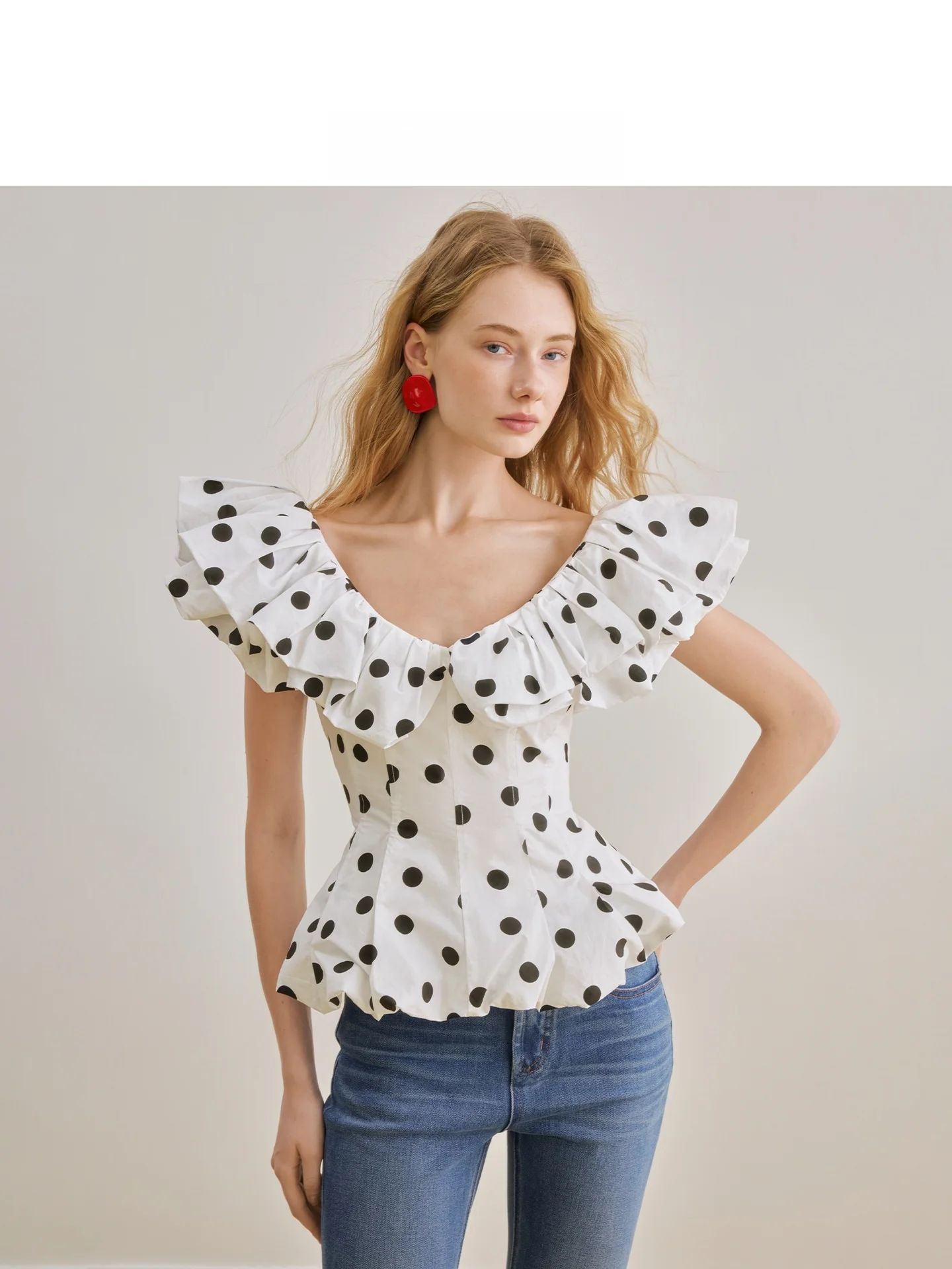 

AEL Original Women's Sleeveless Shirt V-Neck Waist-Cinching Design Summer 2026 New Fashion Breathable Comfortable Top