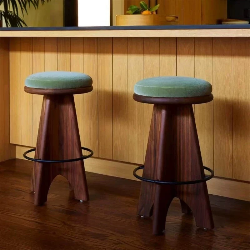 

Medieval Solid Wood bar chair Unique design With cushion comfortable bar stools elegant taburetes para barra bar furniture